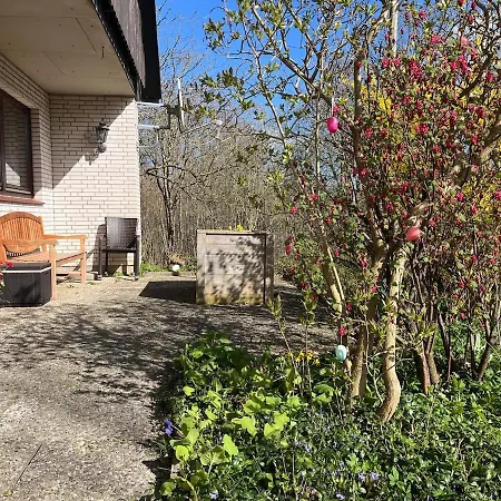 Ruhepol Im Gruenen Mit Wohnwintergarten Fleckeby