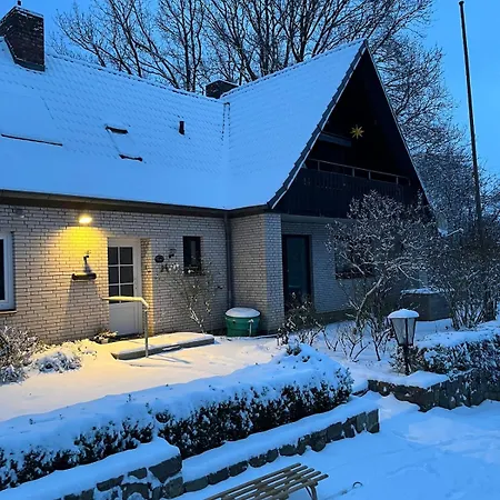 Lägenhet Ruhepol Im Gruenen Mit Wohnwintergarten Fleckeby